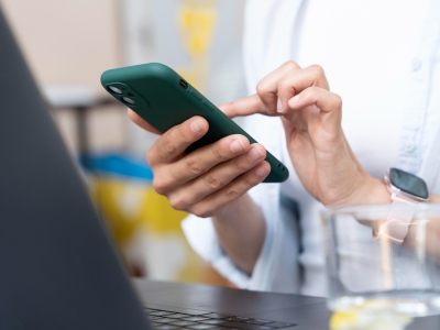 Como integrar WhatsApp, ERP e CRM para ganhar eficiência